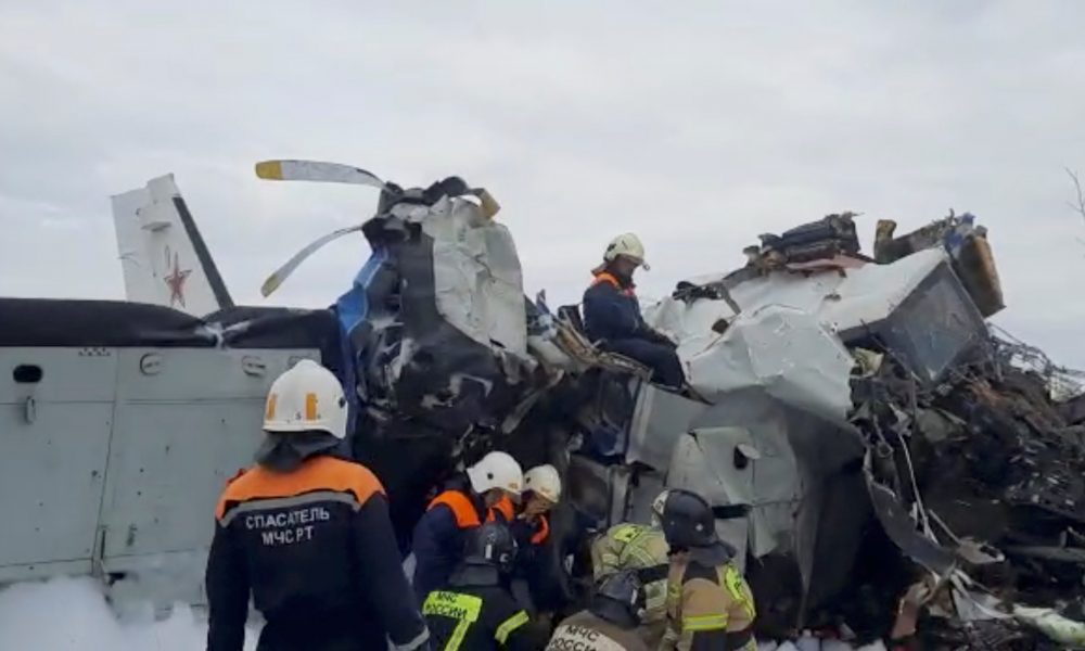 16 killed as Russian plane carrying parachute jumpers crashes