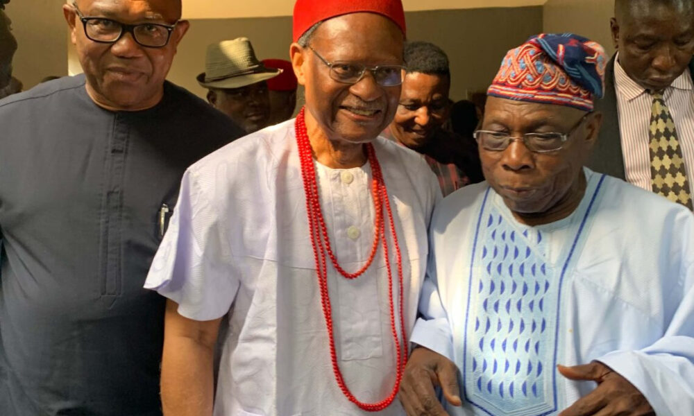 Second Niger Bridge: Obi of Onitsha thanks Buhari, denies altercation with Obasanjo