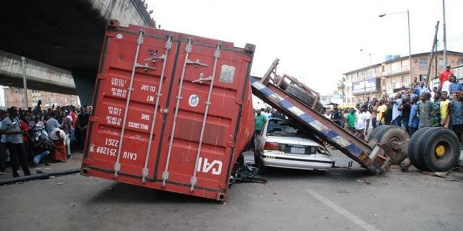 Ojuelegba Bridge Gridlock as Container Truck Overturns in Surulere