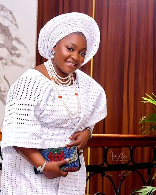 Bunmi Akinnaanu “Omije Ojumi”