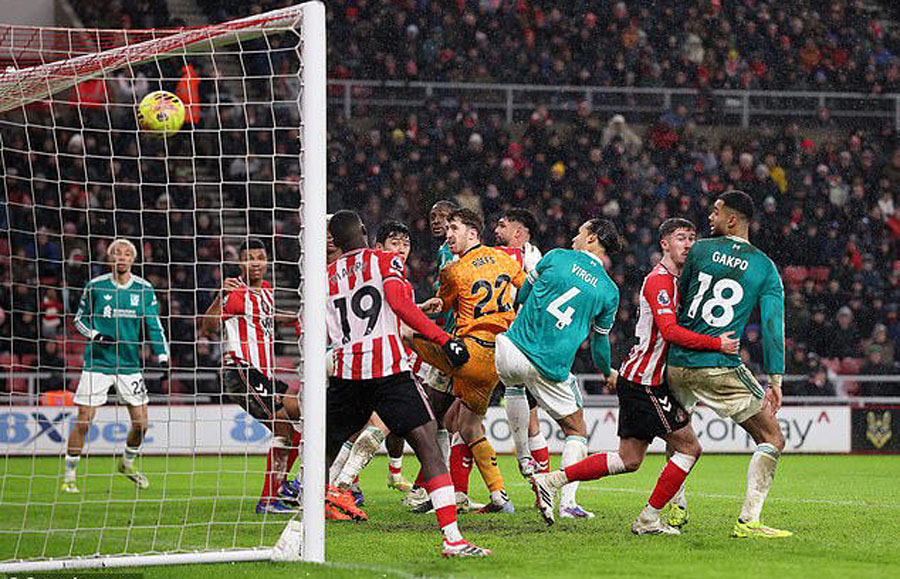 Liverpool Edge Sunderland 1-0 to Halt Impressive Home Streak