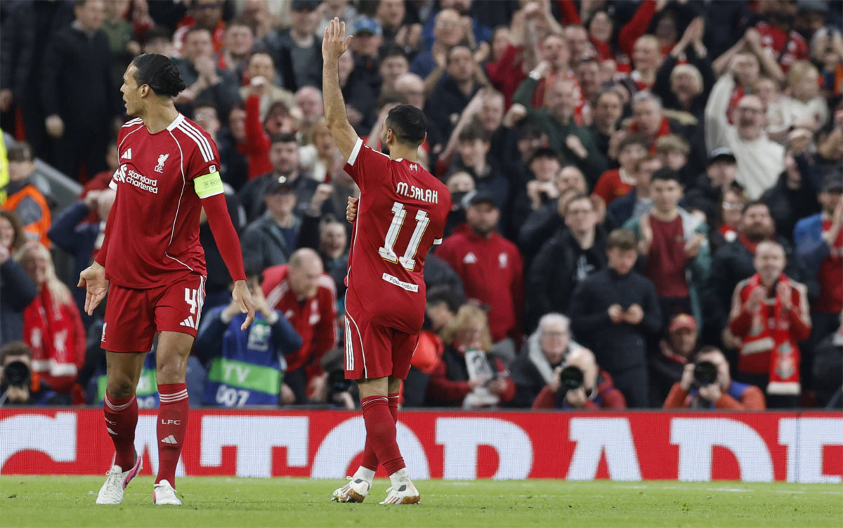 Liverpool Crush Galatasaray