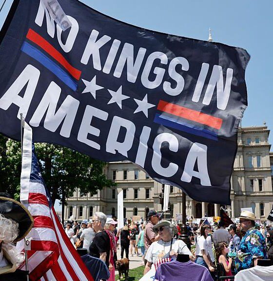 Millions to March Across US in Largest Anti-Trump Demonstrations