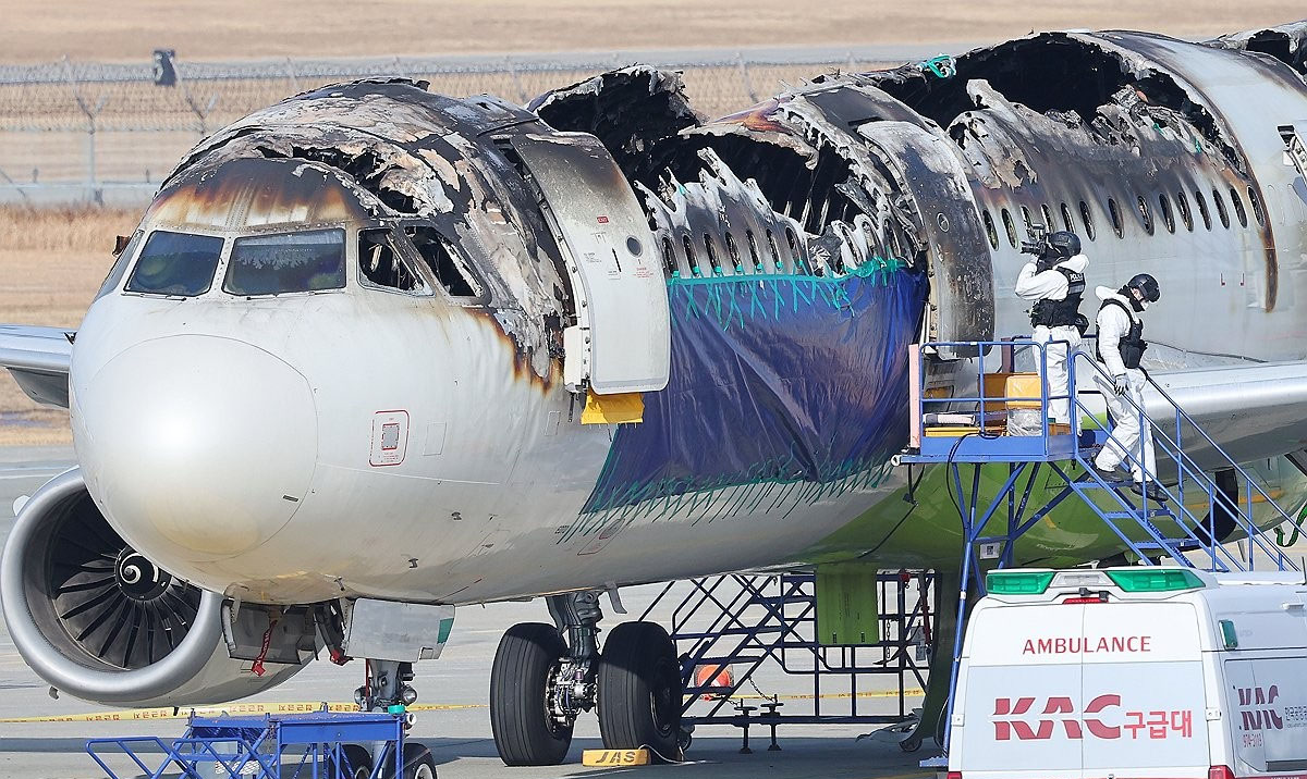 Airlines Tighten Power Bank Rules Worldwide After Surge in Flight Fire Incidents