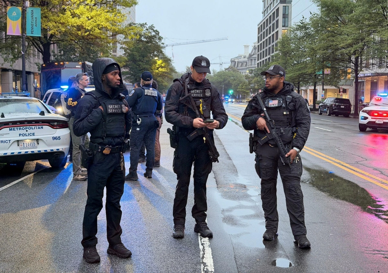 Secret Service Shoots Dead Armed Suspect After Gunfire Near White House