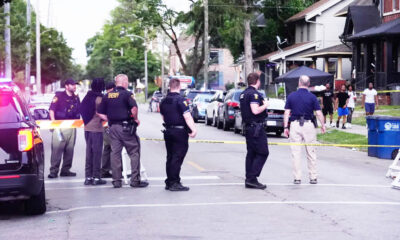 Gunmen Injure 12 in Shooting Near Ohio Festival in US