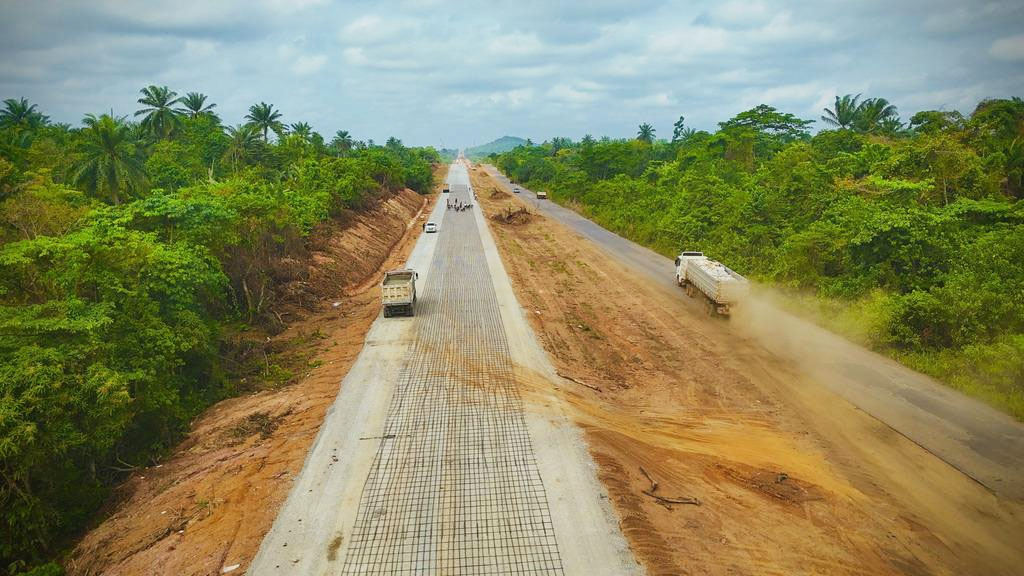 FG Orders Immediate Halt of Ibadan-Ife-Ilesa Road Work – Here's Why