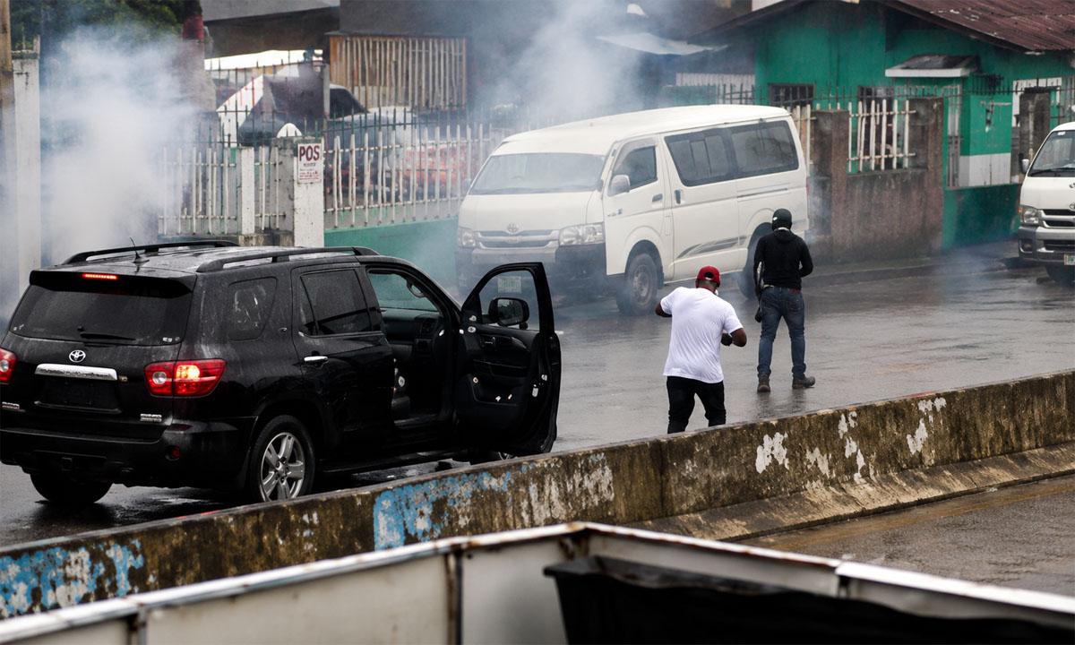 Gunshots, Teargas Rock Osun Motor Park as Thugs Defy Adeleke's NURTW Suspension Order