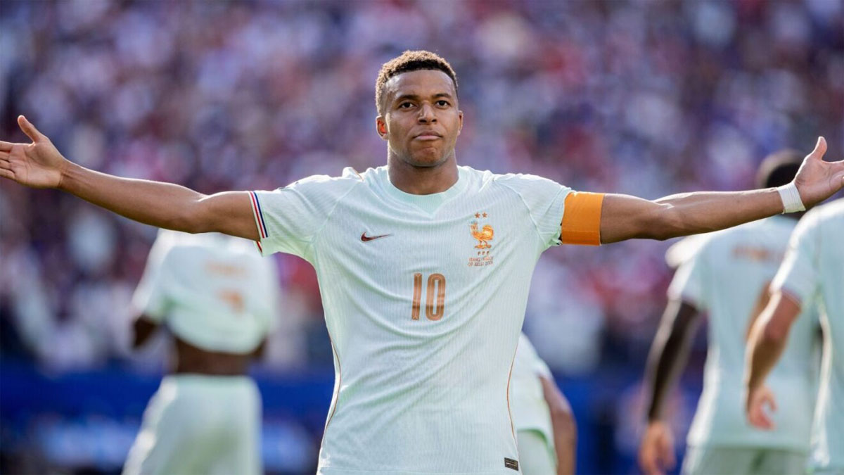 Mbappe breaks records as France defeat Morocco to reach World Cup last four