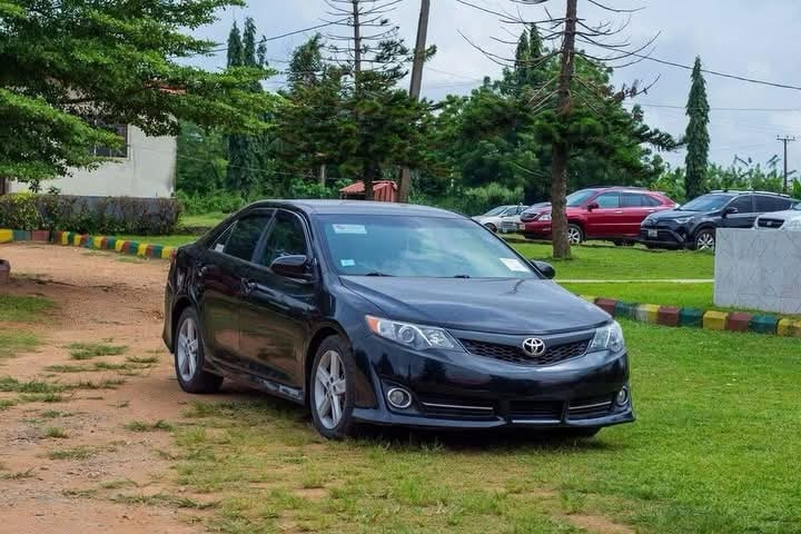 Senator Sharafadeen Alli, has donated a brand-new Toyota Camry to Mrs Rachael Alamu