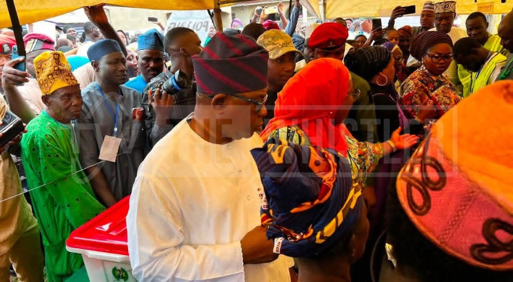 Osun Guber: APC Candidate Oyebamiji Casts Vote, Commends BVAS, Voter Turnout As Voting Continues