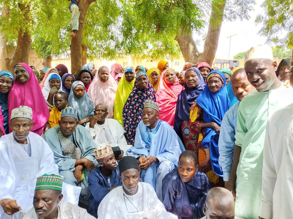 Sokoto APC suffers fresh setback as over 700 members reportedly defect to ADC
