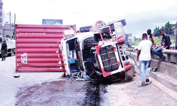 Kara Bridge Repairs, Multiple Crashes Trigger 14-Hour Gridlock on Lagos-Ibadan Expressway