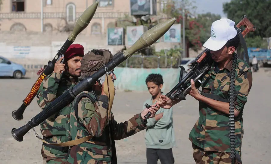 Saudi Arabia Vows ‘Firm’ Response as Houthi Attacks Wound 13