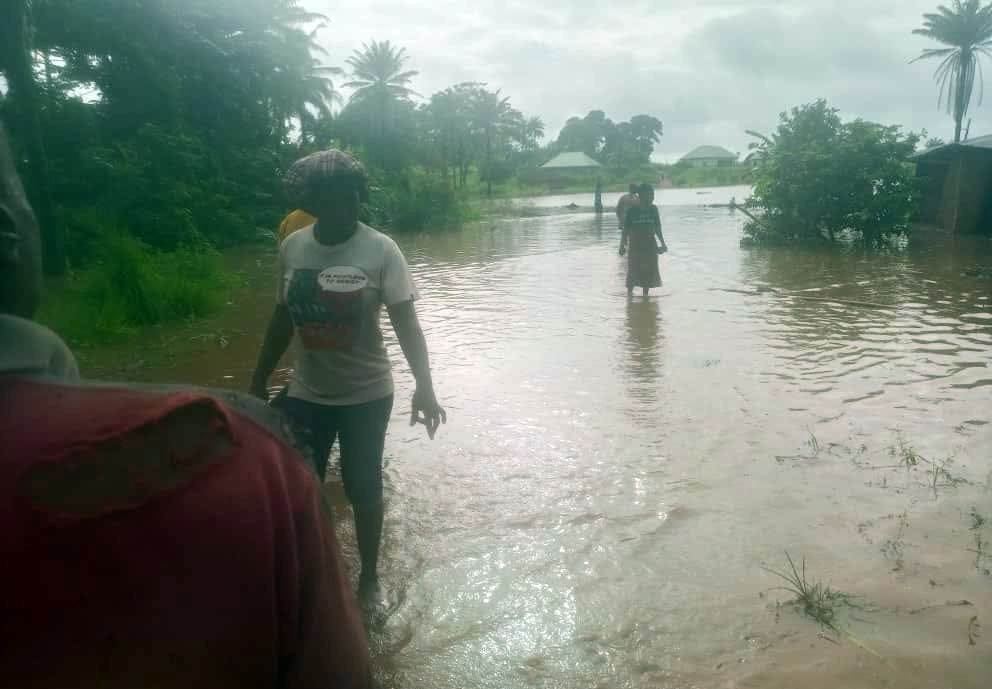 Flood Submerges Enugu Road, Strands School Children, Passengers