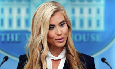 Trump’s White House Press Secretary Quits After Just Five Days as Credentials Storm Erupts