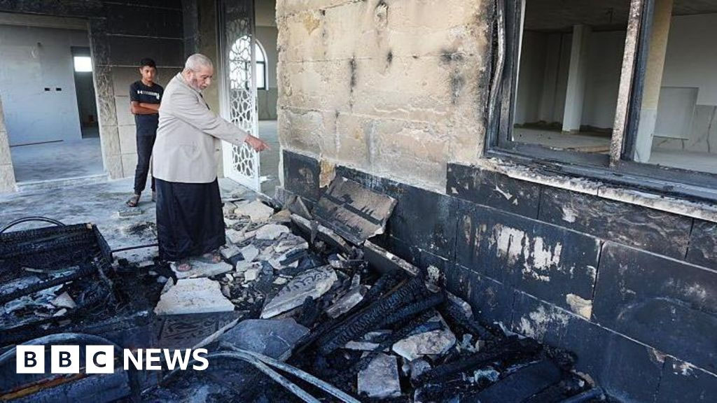 Outrage as Israeli Settlers Torch Mosque, Burn Vehicle in Occupied West Bank