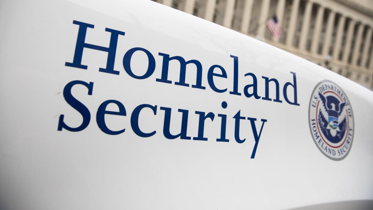 Hackers Leak Details of 41,000 US Homeland Security Personnel in Major Data Breach